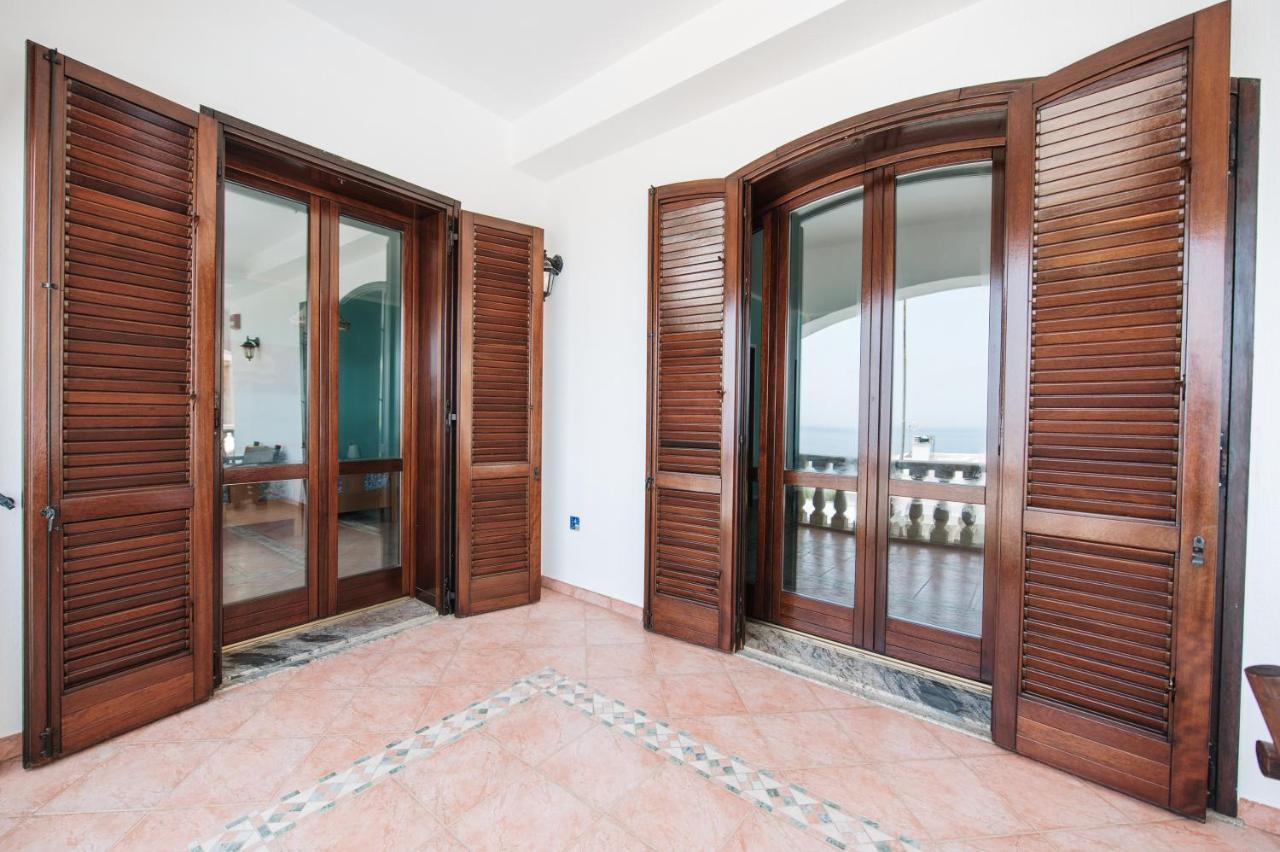 Villa Nicole Vista Mare Andrano Exterior foto